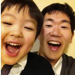 教育業界の末席を汚しています．