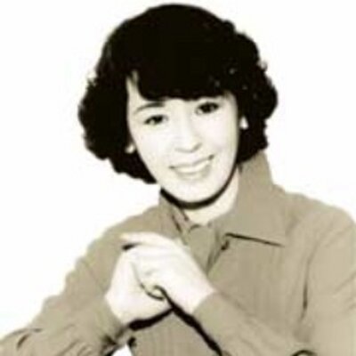 探偵 相沢京子調査室 On Twitter この本を読んでも結婚できません 前編 嫁に行くつもりじゃなかったけど 岡田育 津田大介対談 津田大介 岡田育 Cakes ケイクス Http T Co Idj6nbq6mx 結婚 家族