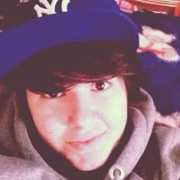 ViolaLovegood's profile picture. 14,Little Monster,Gleek,Potterhead,Killjoy e tanti altri fandom senza nome:c