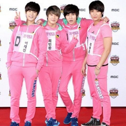 Hotjaejin's profile picture. 이재진 돌아와