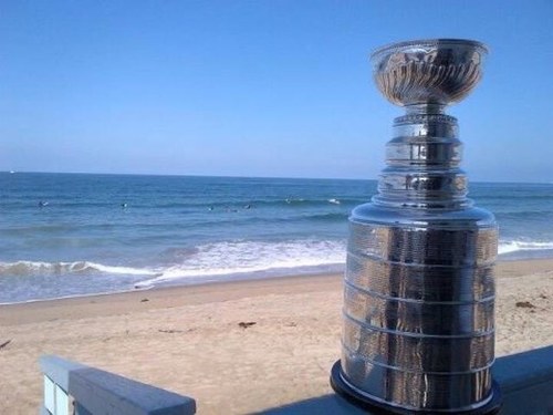 So Cal resident , Rock N Roll Enthusiast from Avenged Sevenfold to the Mighty Van Halen . love the 2 time Stanley Cup Champion Los Angeles Kings 2012 & 2014