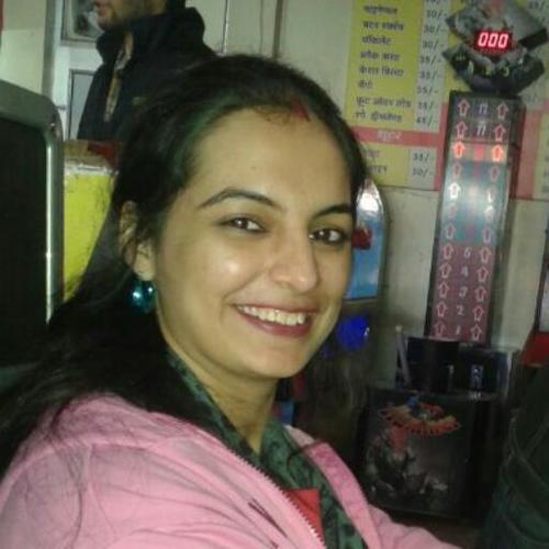 someone yew don't know, but yew should ! :) an awesomellieee,honest, cute, spontaeous, intelligent and egaging person who brings life to life :)