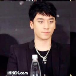 กดปุ่มฟอลแล้วสอบถามโดยตรง....คุณจะได้อะไรๆจากผมเยอะเลยทีเดียว #ได้อะไร (?) #90line [Real: @ForvictoRi ] [280113]➡[111013]
