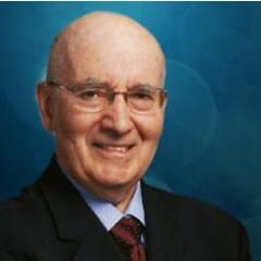 Dr. Philip Kotler, distinguished professor and Guru of International/Modern Marketing, is coming to India for a 1-Day Training Programme. Follow for details.