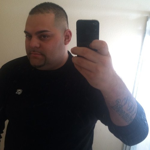 Jr_Ent_'s profile picture. Lets party!!