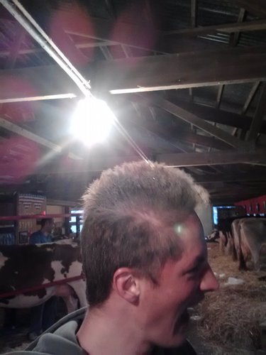 butts123_j's profile picture. 