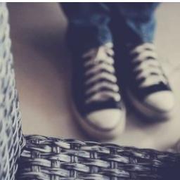 • Quer frases sobre dramas, crises, humor e paixões? • Então me siga • #RETWEETEM E #FAVORITEM ღ o que gostarem!