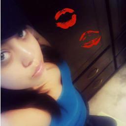 Soy una Girl super buena gente amo mucho a mis amigos AMO la musica, sueño con viajar http://t.co/llNy3LMN3b
