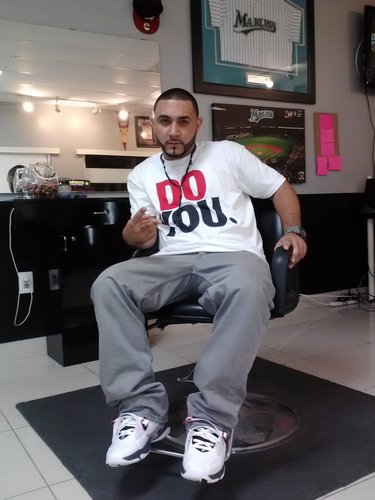 Rapper and songwriter on my way to the top Ig @shula_Tha_don email @shula.Tha.don@gmail.com
