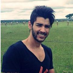 O meu coração é importante pq ele me faz viver.Mas o importante é vc que o faz bater @Gusttavo_lima ♥ seguido pelo proprio GL,segue tbém ? 3 bjos :*