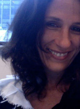 cristavares01's profile picture. 