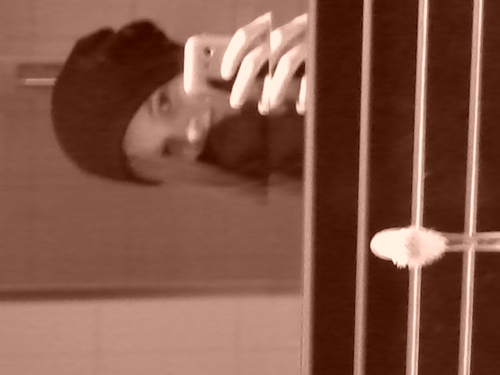 Music on world off ♬:) #teammilkshake w/ @LittleDaaniac #teamfap w/ @Nynke_van_essen xx #teamzayn w/ effaaa p1e/ EDC