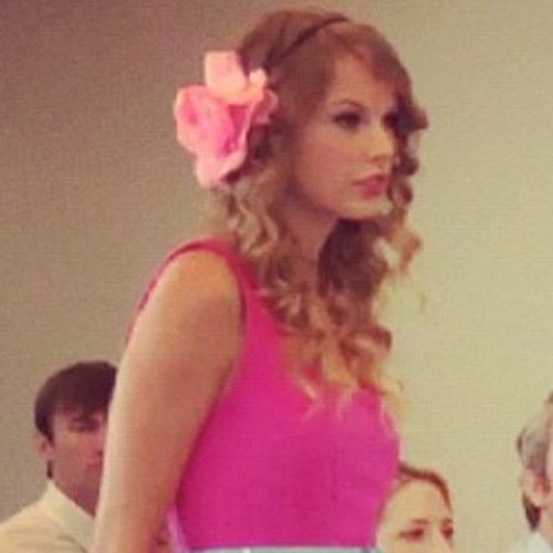 SwiftmasMerry's profile picture. I love taylor swift