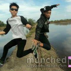 follow me gays ;)