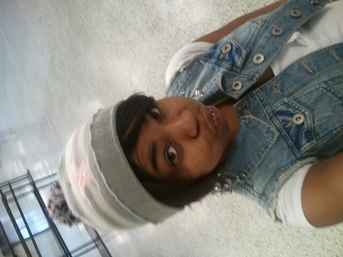 Mii circle is very small...I onli fuck wit a few ..&the rest FOLLOW ME to find out !!