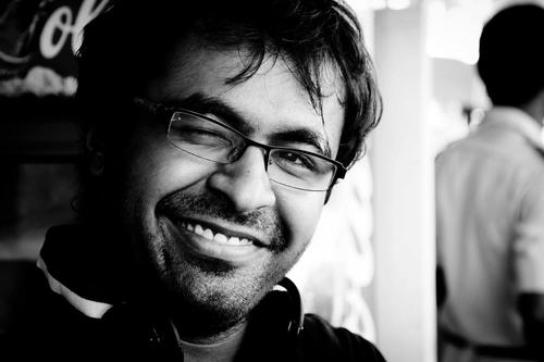 Info Security guy.... loves learning about cyber hacks,dancing and photography...