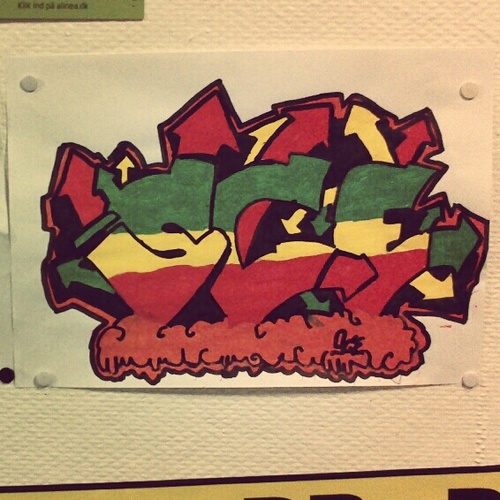 sketch_junkie's profile picture. Graffiti Artist - Best felling is to let og the pain with pen or can just spray and create the finest art in the world. Graffiti -love my girlfriend and family!