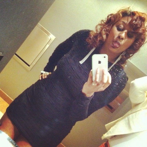 prettigirlnay's profile picture. 