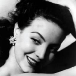 ¿Yo, vacía? nunca nadie ha estado dentro de mí.
Musa del cine mexicano. [Tributo]
