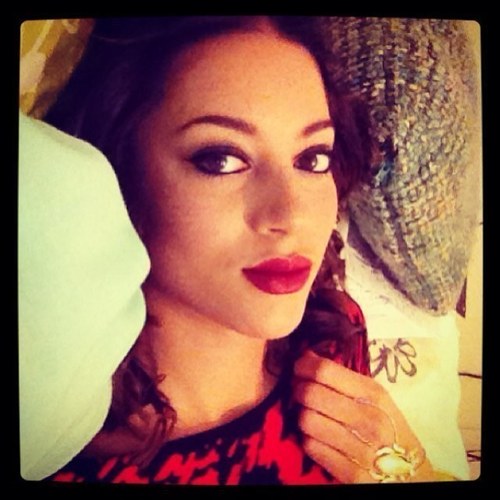 ♡ I stan for Mz Bratt. Be.Real.And.Teach.Truth. #TeamBratt Rest is 4 the Rest. ☺
