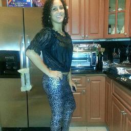 #HML #16 #TEAMDOMINICAN L  Follow me guisee, I follow back ;* GET TO KNOW ME  !