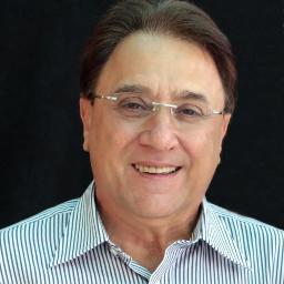 Brasileiro, Corretor de imóveis, Pequeno empresário. Não deixo a vida me levar, faço meu caminho.