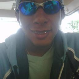 quem se descreve, se limita (;