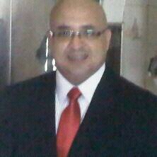 Abogado, Especialista en Derecho de las Telecomunicaciones. Supervisor de Estaciones del Metro de Caracas