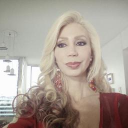Club de Fans de la Reina de San Cristóbal, Anna Capra