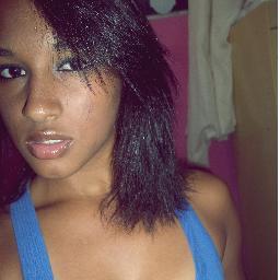 Olá meu nome é Nathalia tenho 15 anos . Sou do signo de ARIES . Gosto dos meus amigos, Nutella, Vicio no twitter e amo meu Dog .. I was Born This Way Baby ..♪♫