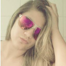 ANDAM FALANDO POR AI, QUE O CORINGA É LOCO , SÓ PORQUE CAI NA GARGALHADA QUANDO A CIDADE PEGA FOGO , HAHAHAHAHA ♫