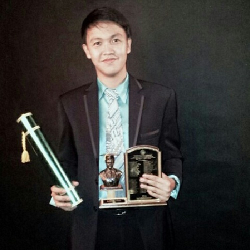 TianLombogia's profile picture. worked at BLU RSUP Prof.Dr.R.D.Kandou Manado.
Studied at Sam Ratulangi University Medical School '06.