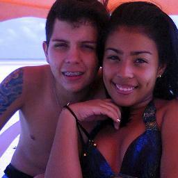 trocade olhares , sorrisos e caretas que só nós dois entendemos s2