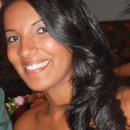 Não se preocupe comigo, eu sou muito feliz! (Clarice Lispector)