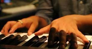 brunoshands's profile picture. I am Brunos hands. U mad?