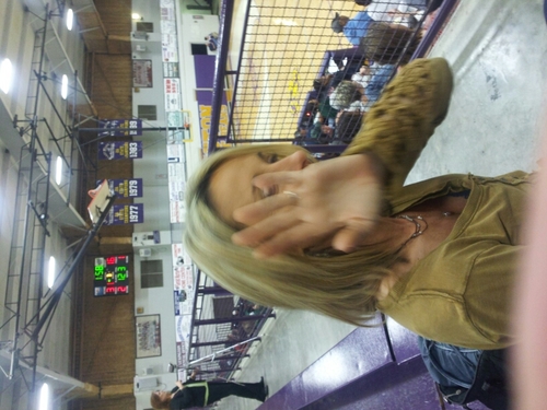 blondeandknowit's profile picture. 