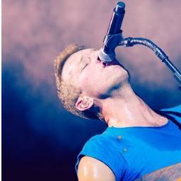 Fã Clube dedicado ao Chris Martin vocalista , pianista e guitarrista da banda Coldplay / Fan club dedicated to the singer of the band Coldplay.