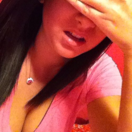 Southern bartender. The top notch bitch. Get drunk or get the fuck out! Avi is me. Follow my #1 @fball_royalty