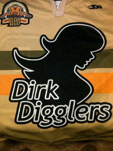 D- man for Winnipeg's most famous beer league hockey team. Also known as Poppa Diggler or Old Man! Oldest and 1 of the Original 6 member of the Digglers