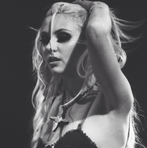 Mcmsen's profile picture. I like to compare Andy to a cartoon lion. {RP}