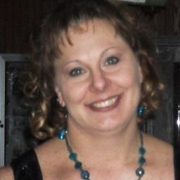 villakell's profile picture. I work for an eye doctor and love people