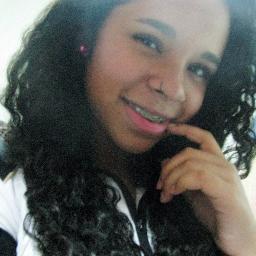 15 anos, chata, ciumenta, bipolar, Corinthiana, Casada com o @DjKalfani ...e foda-se a sua opinião(:  @joaobauab ♥  @Kaah_Alveees