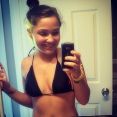 jennelordie's profile picture. 