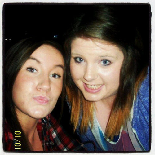 Hi follow me & I will follow back! You might as well if your reading this!x