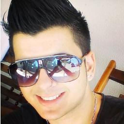 ▬ ♫ ♪ Se Hoje Foi Um Erro, Amanhã Vira um Aprendizado.. ♫ ♪   ▬
     http://t.co/S7Dpvuvw