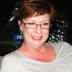 social democrat, non tolerant to lies, corruption, bullshit and cruelty - left leaning pseudo greenie, working mum, mature age student, and ratbag.