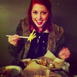 Food Writer. Bartender. Intern @eatmorsel