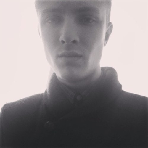 NIkita2x's profile picture. Нельзя судить о человеке по его твиттеру. Можно, но нельзя.