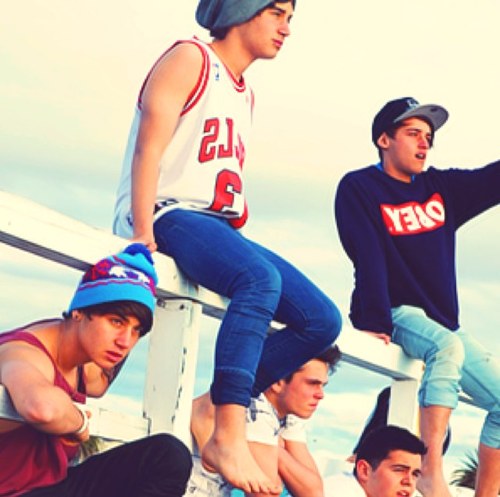 A Janoskianator from Kuwait! I fell in love with 5 guys who have australian accents and eat strangers food. ODP. Slut for Life! #JJLDB A fan since march 2012