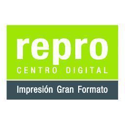 Imprimimos digitalmente sobre cualquier formato y dimensión. Aportamos soluciones innovadoras y estructurales propias.